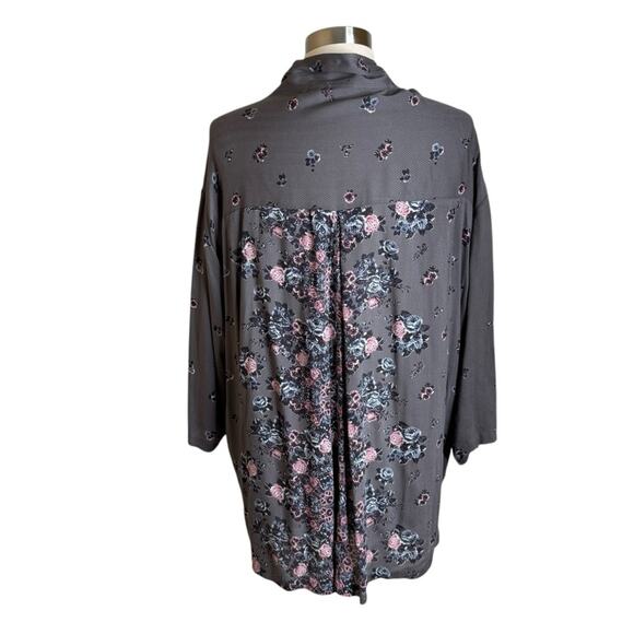 Urban Outfitters Ecote Gray Floral Open Front Cardigan Kimono Women’s Size Small - Picture 2 of 8